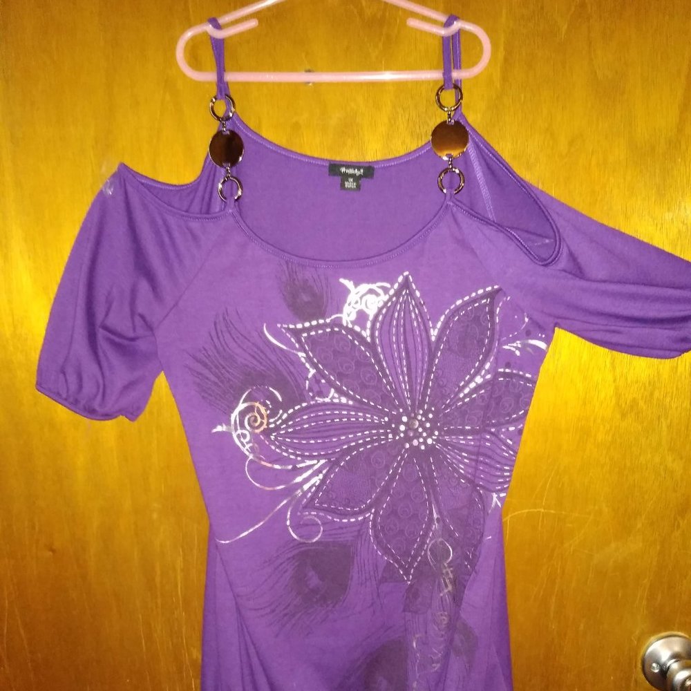 Women's Tunic shirt with off shoulder sleeves